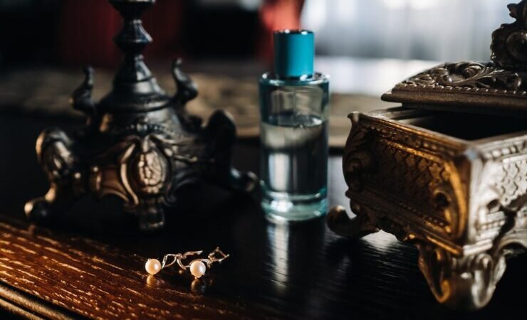 Arabic vs French Perfumes: Which Fragrance Is Right for You?