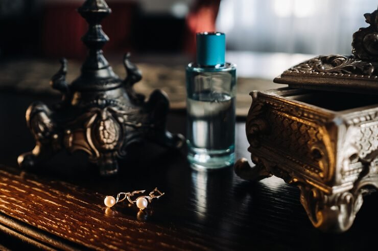 Arabic vs French Perfumes: Which Fragrance Is Right for You?